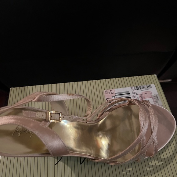 Bundle Shoe Sale - Picture 6 of 16